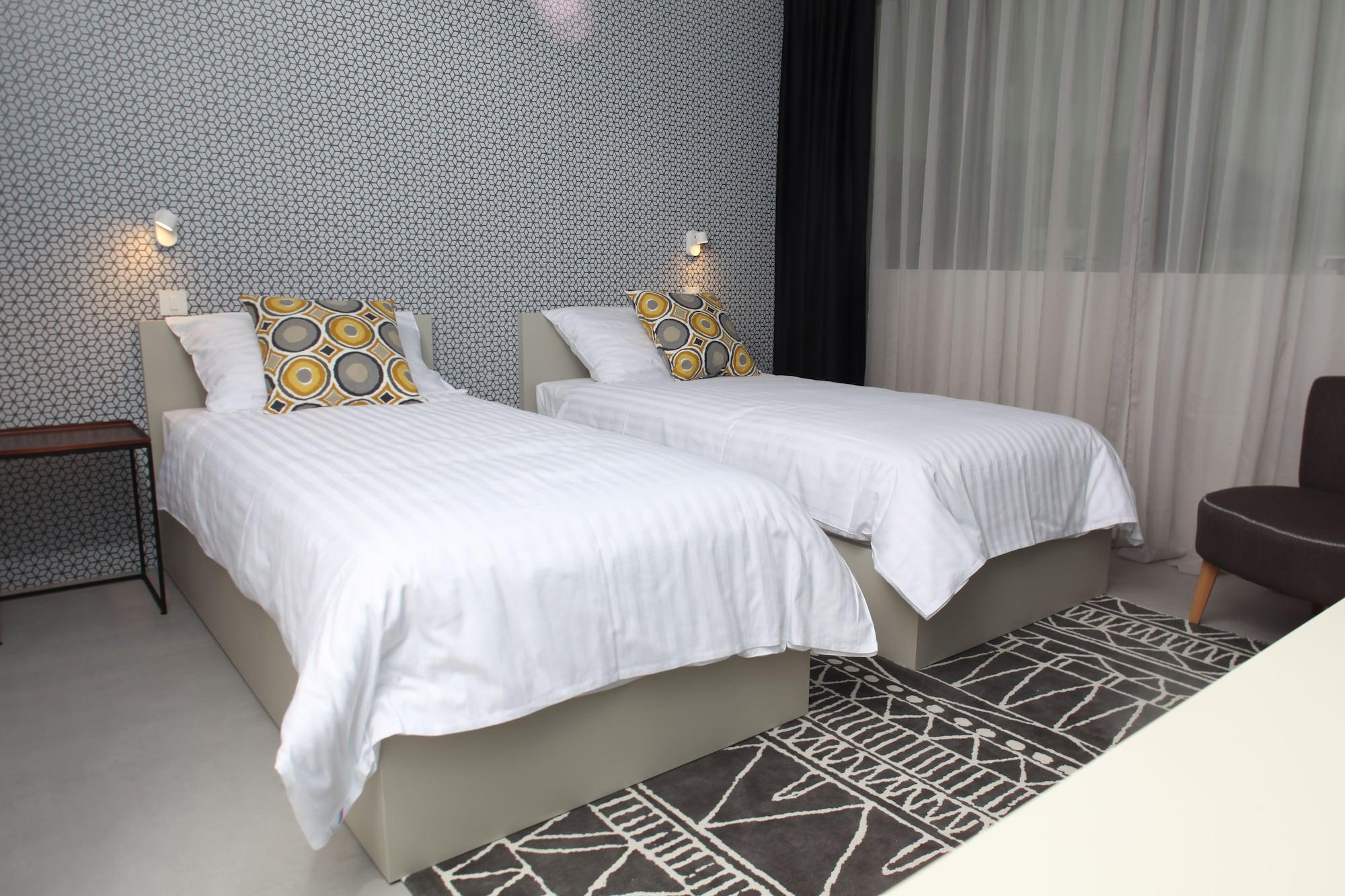 Hotel Cubis Лендава Экстерьер фото